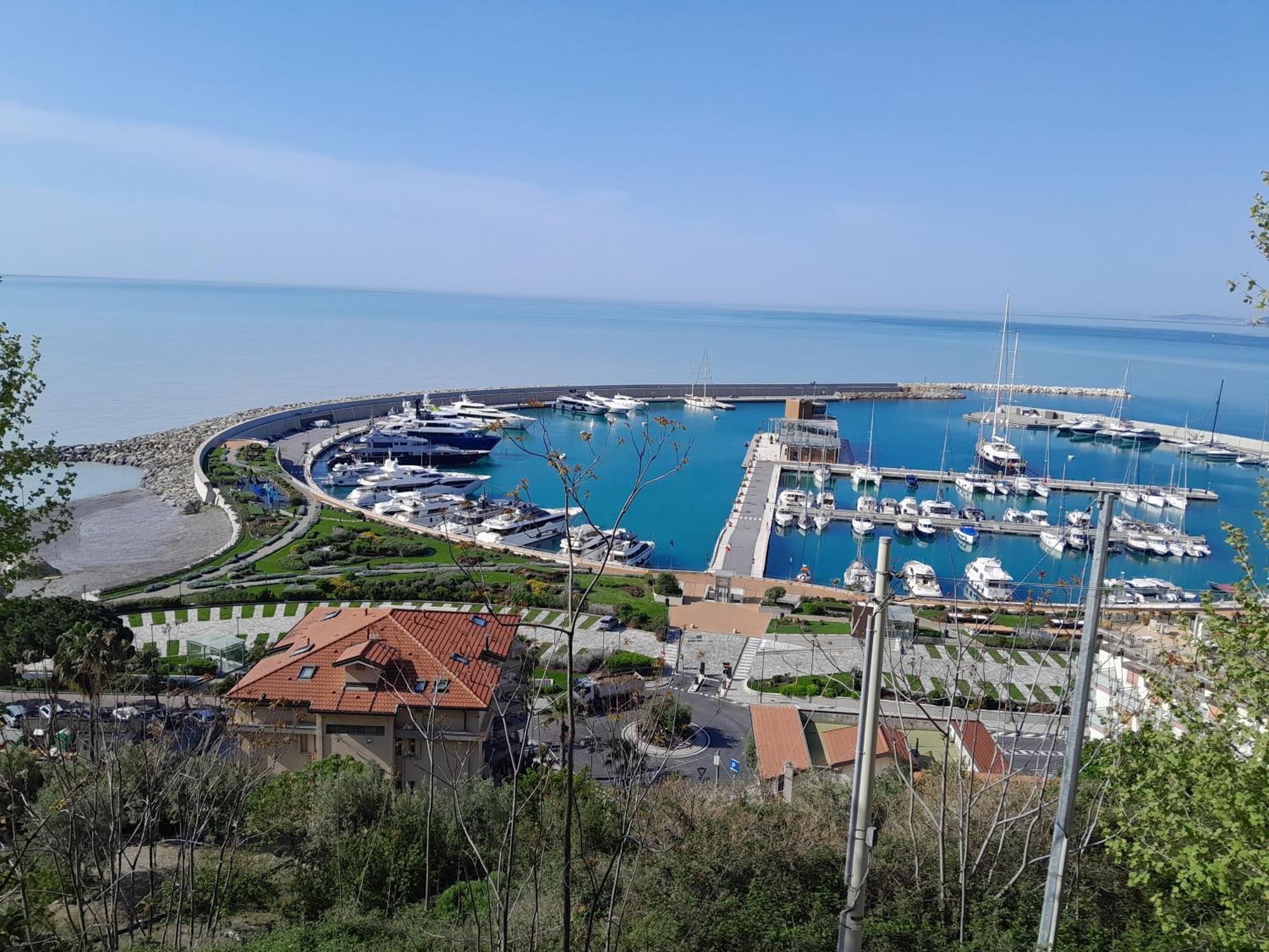 Appartamento Carrerapiana Pigna Exterior foto